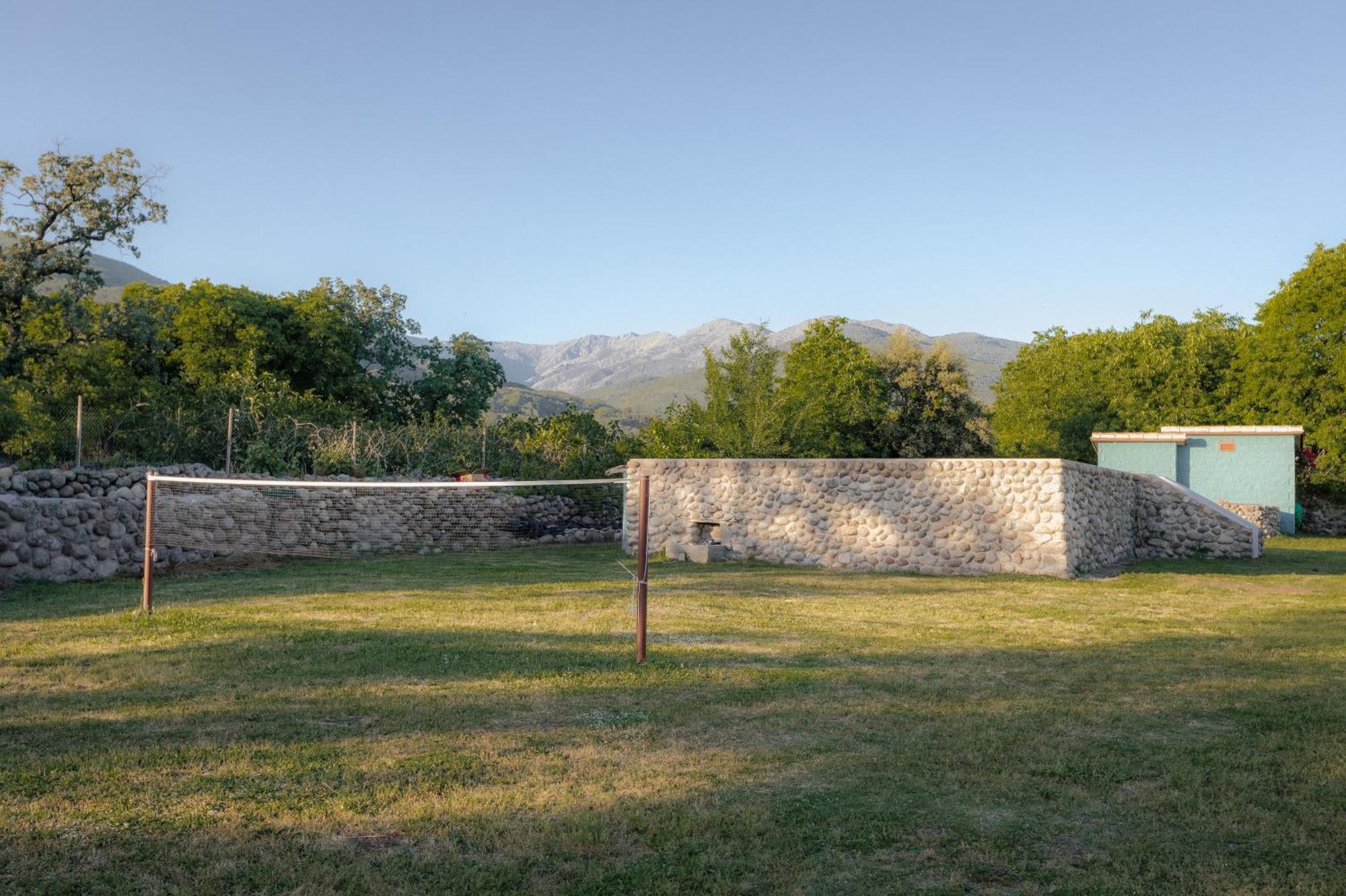 Finca Aprisco De Candeleda Exterior photo