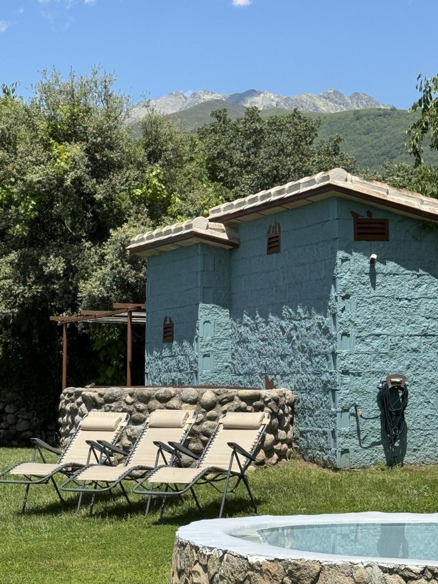 Finca Aprisco De Candeleda Exterior photo
