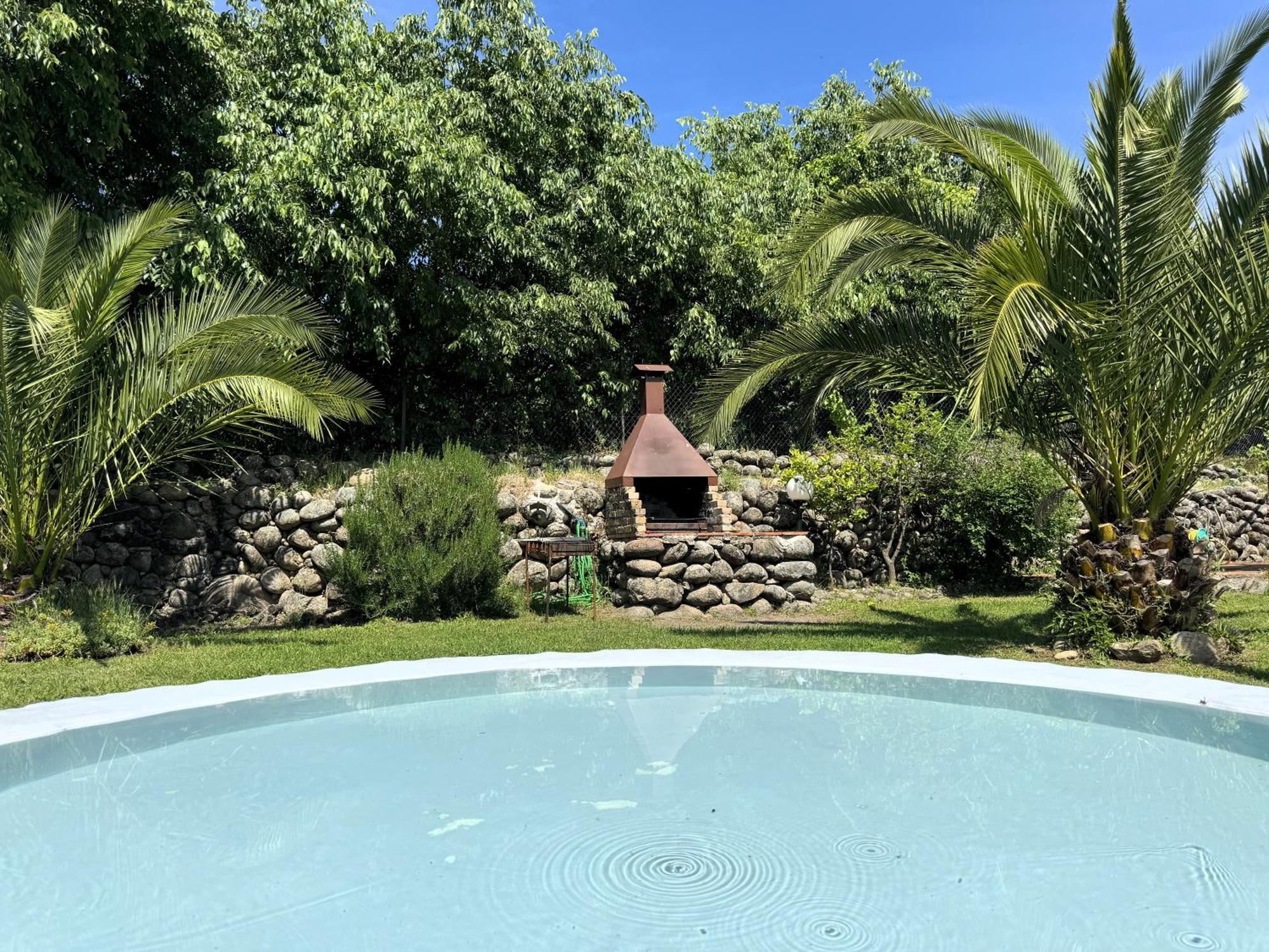 Finca Aprisco De Candeleda Exterior photo